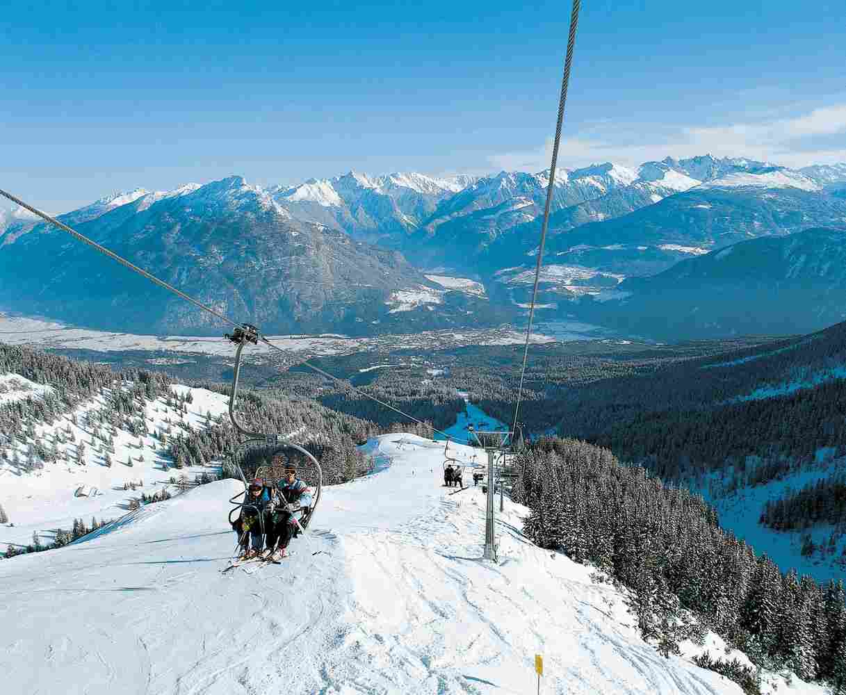 https://www.zumfalken.it/wp-content/uploads/2016/02/winter-activities_13.jpg
